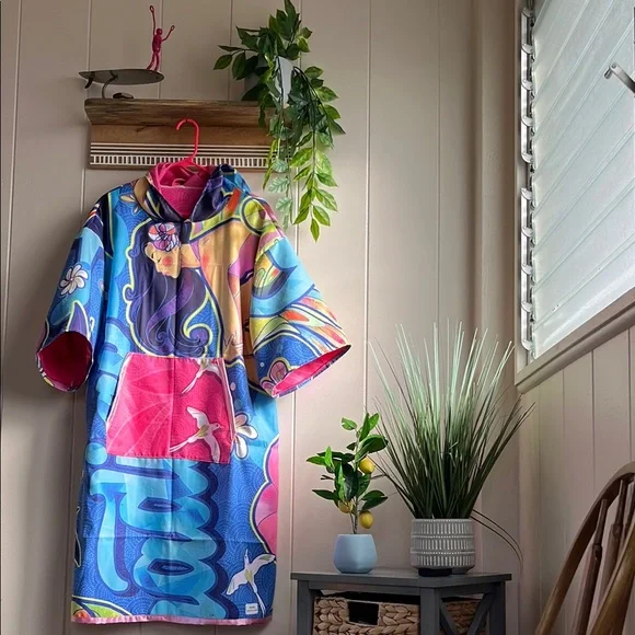 Surfer Towel Hooded Poncho - Picture 6 of 9